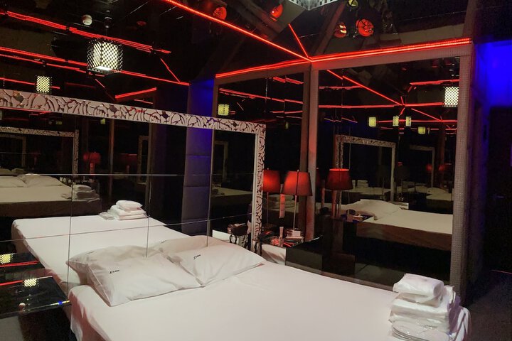 Room 123 of 139