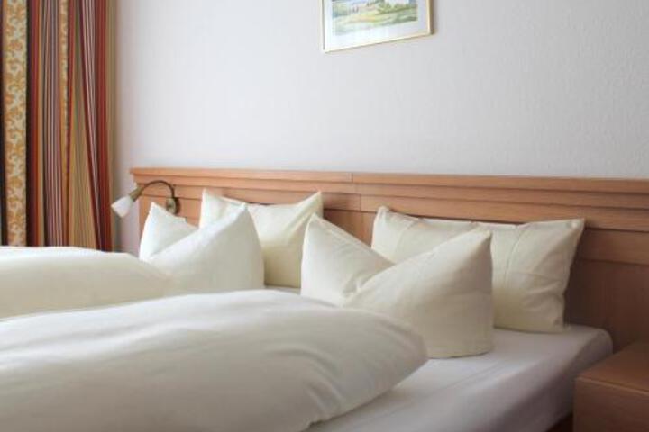 HOTEL WALDIDYLL