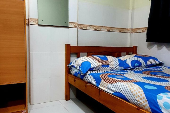 Room 4 of 21