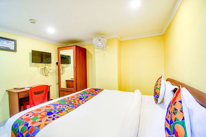 Room 28 of 38