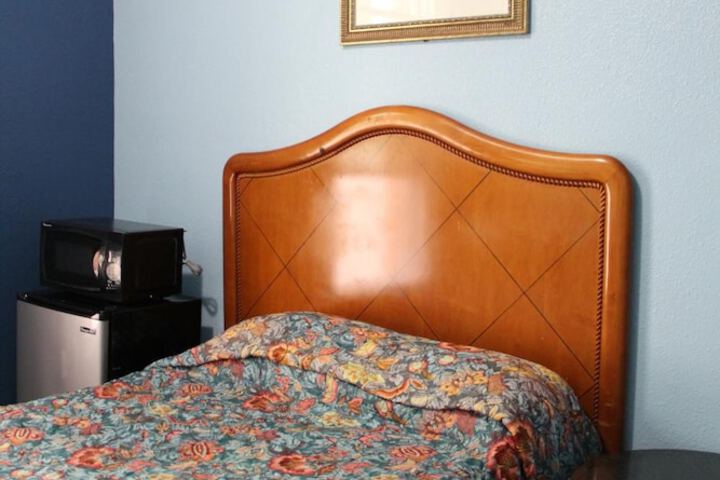 Room 21 of 53