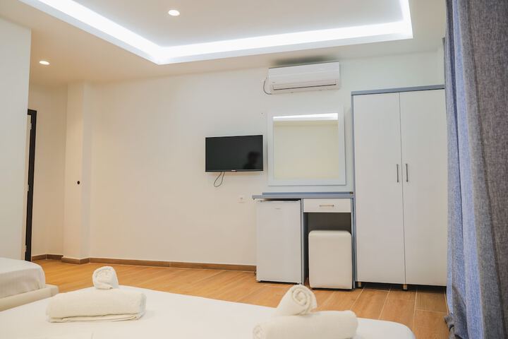 Room 15 of 45