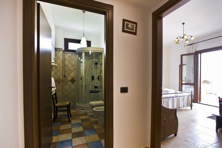 Room 14 of 35