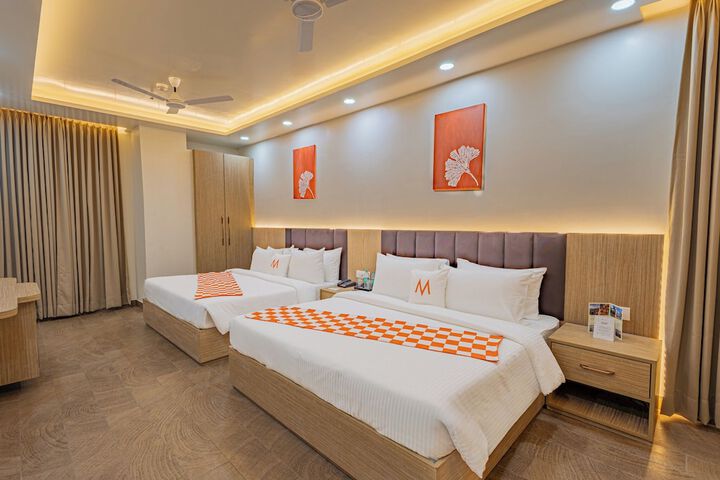 Room 9 of 21