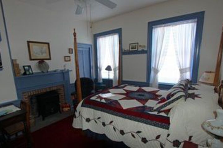 Room 25 of 41