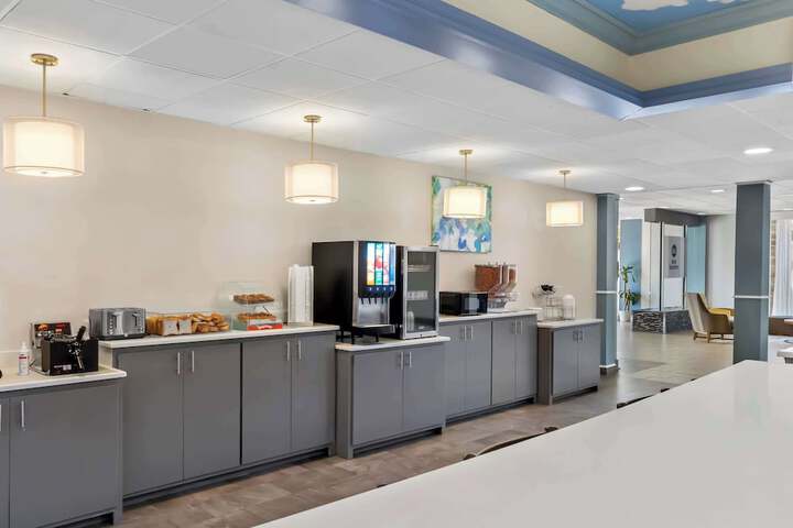 Breakfast area