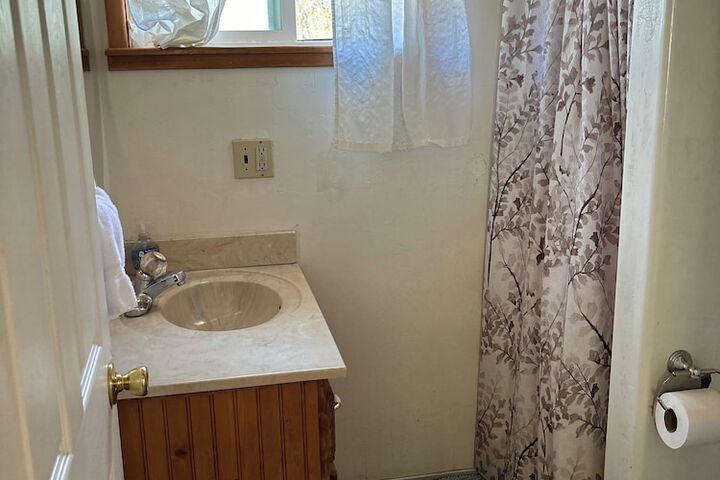 Room 175 of 227