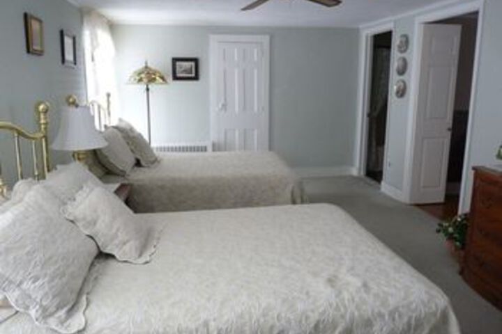 Room 25 of 41