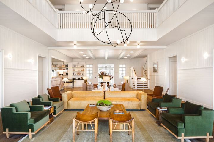 Guest Lobby