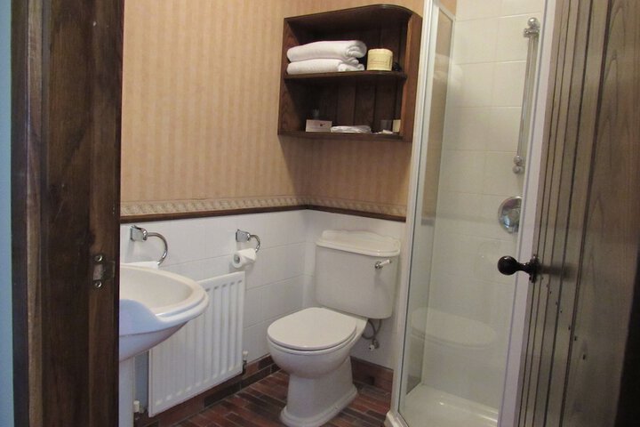 Room 47 of 85