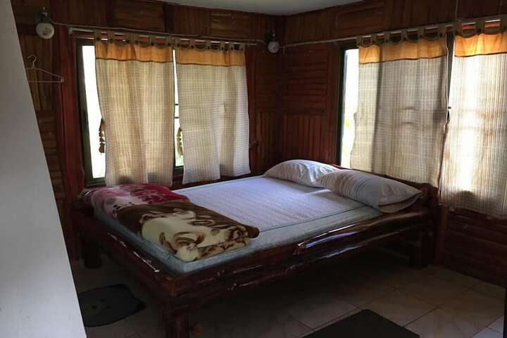 Room 4 of 30
