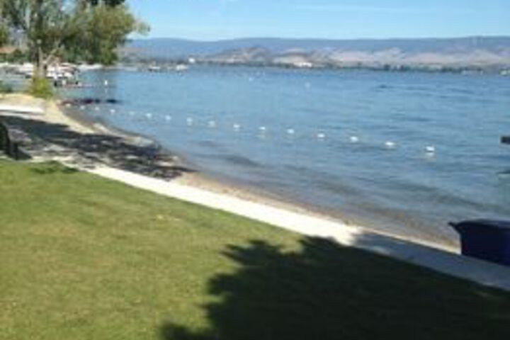Beach 4 of 32