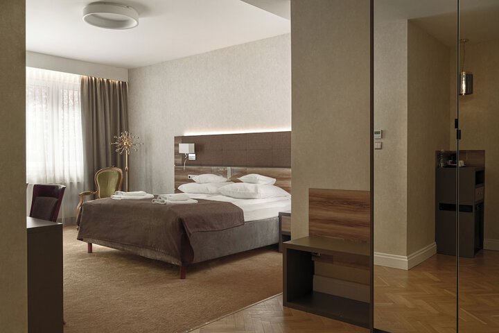 Room 18 of 67