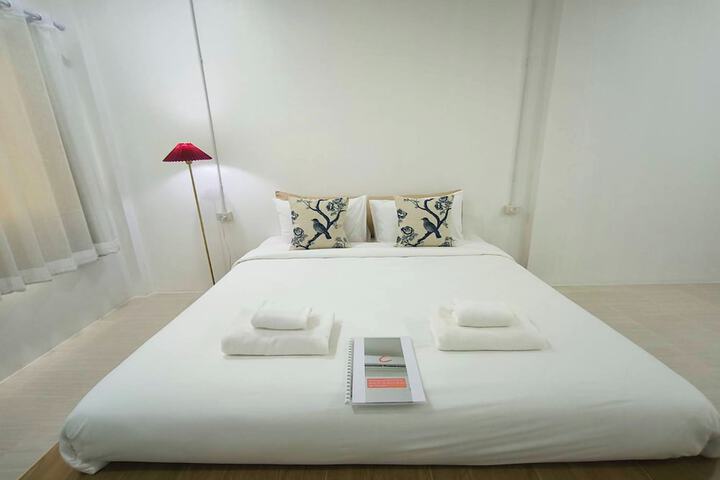 Room 3 of 29
