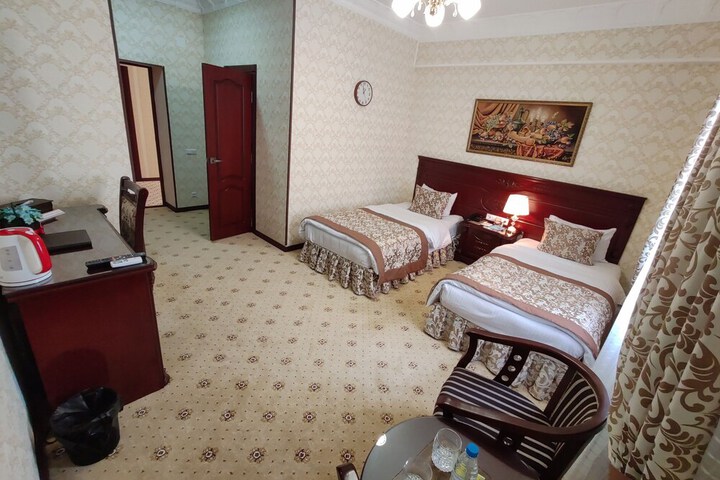 Room 15 of 92