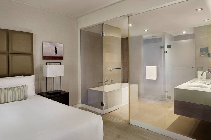 Room 60 of 158