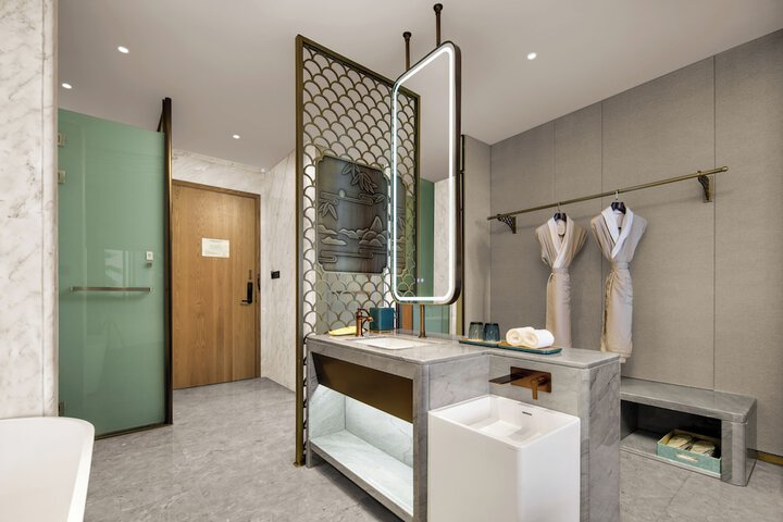 Room 7 of 21
