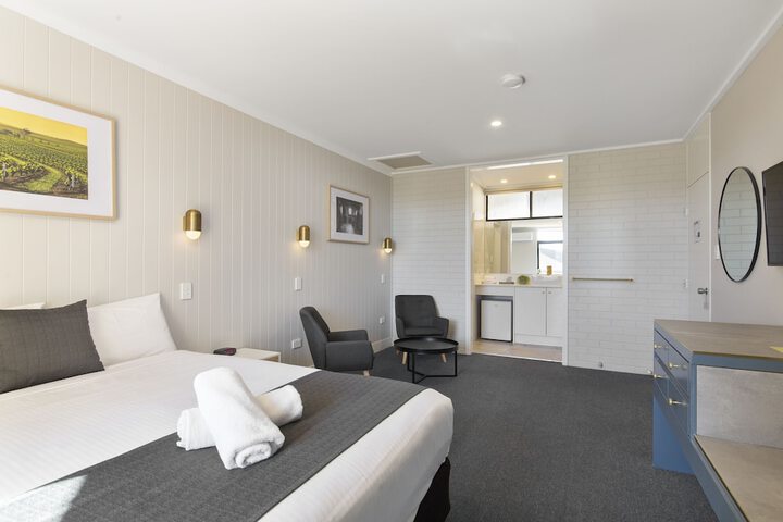 Room 18 of 49