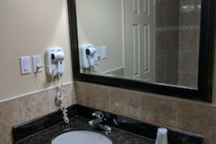 Room 79 of 108