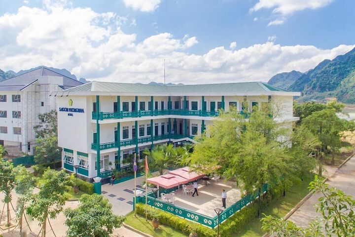 Sai Gon Phong Nha Hotel