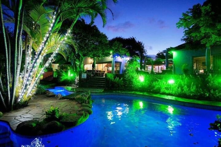 Pool 11 of 27