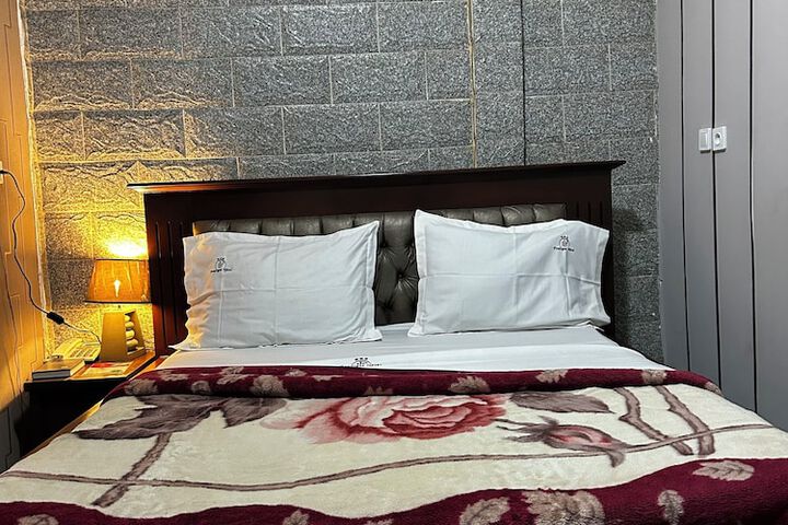 Room 116 of 307