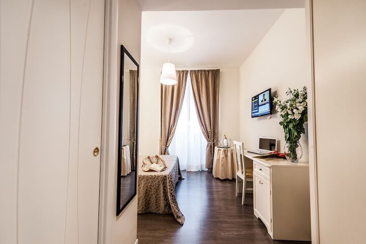 Room amenity