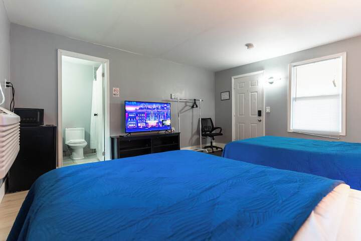 Room 9 of 26