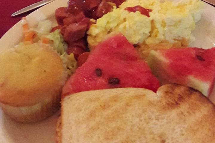 Breakfast/Coffee Service 15 of 33