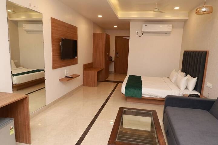 Room 16 of 22