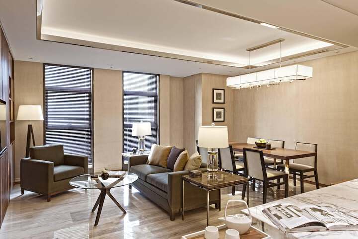 Room 21 of 52