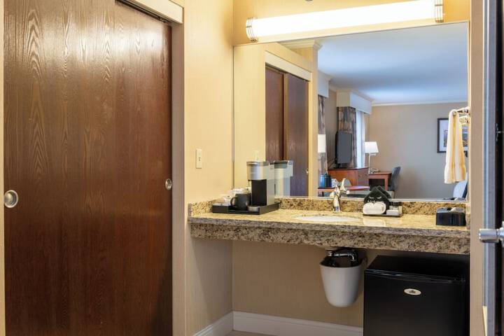 Minibar