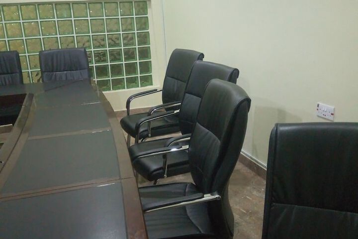Business Center 1 of 10