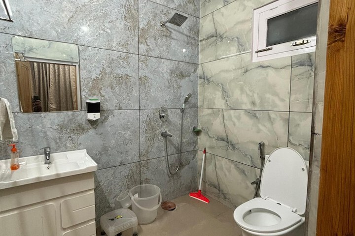 Room 19 of 27