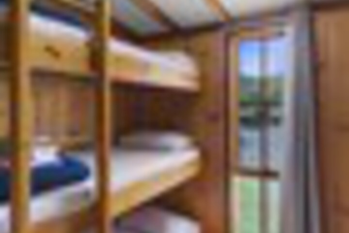 Room 47 of 300