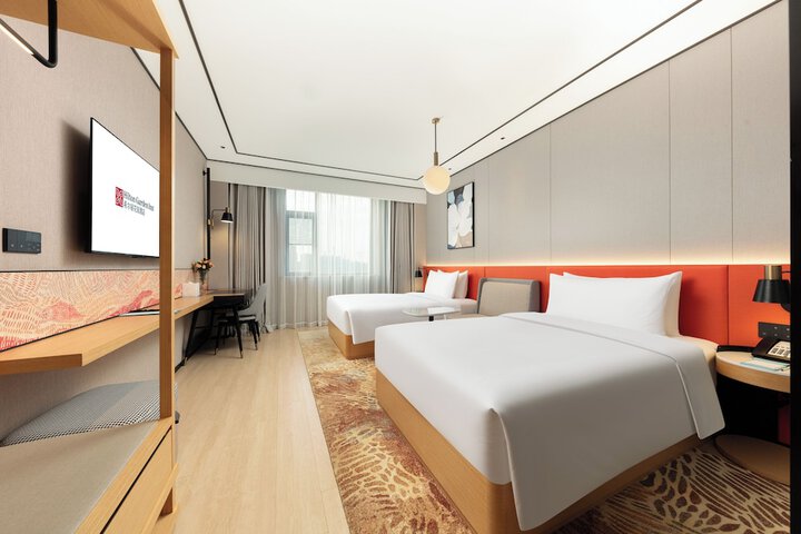Room 13 of 79