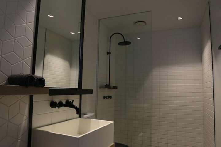 Room 13 of 23