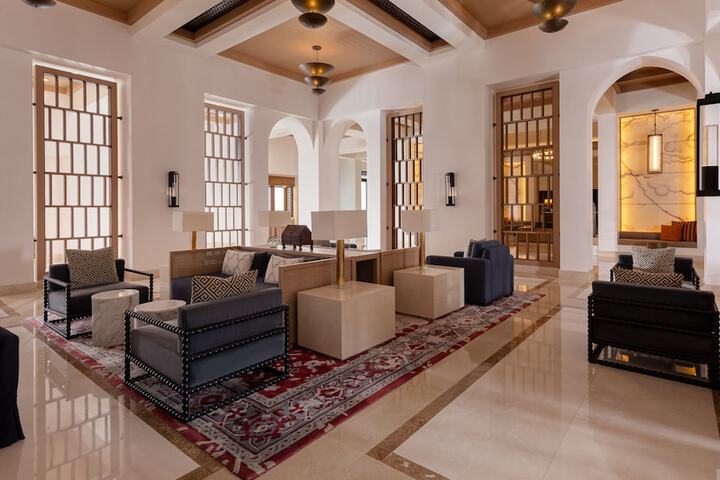 Hotel Interior 6 of 194