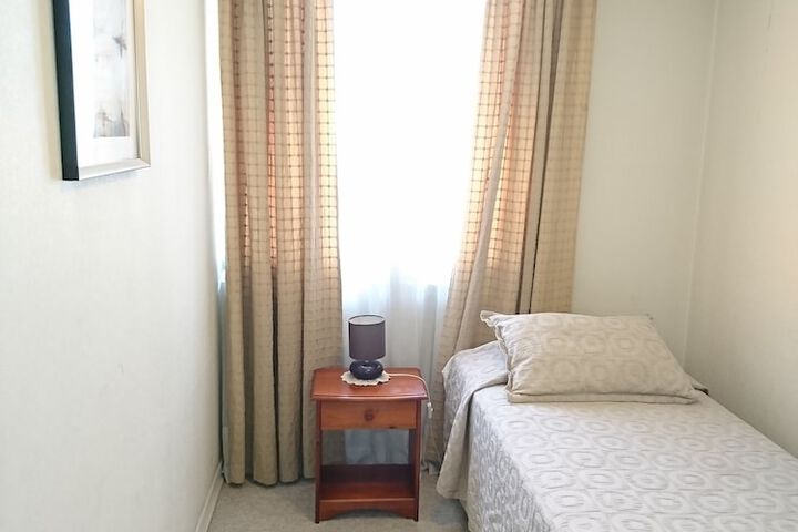 Room 16 of 44
