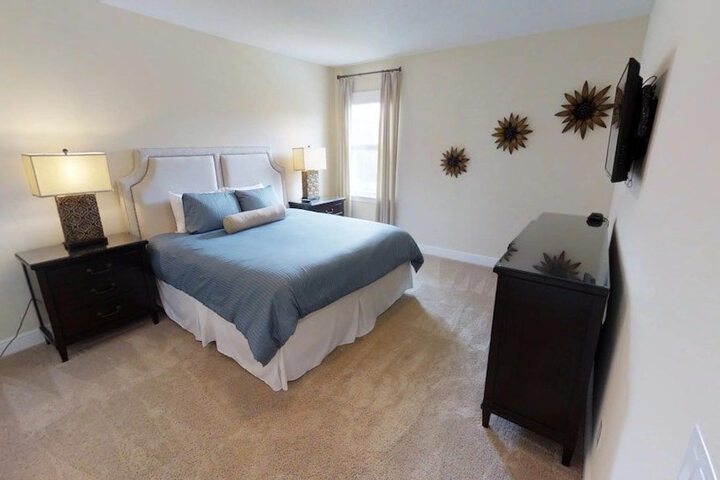 Room 12 of 48