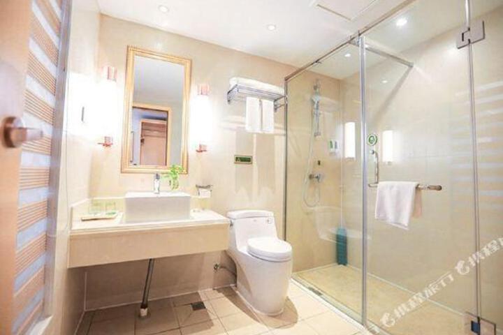 Vienna 3 Best Hotel (Xian Fengcheng 5th Road)