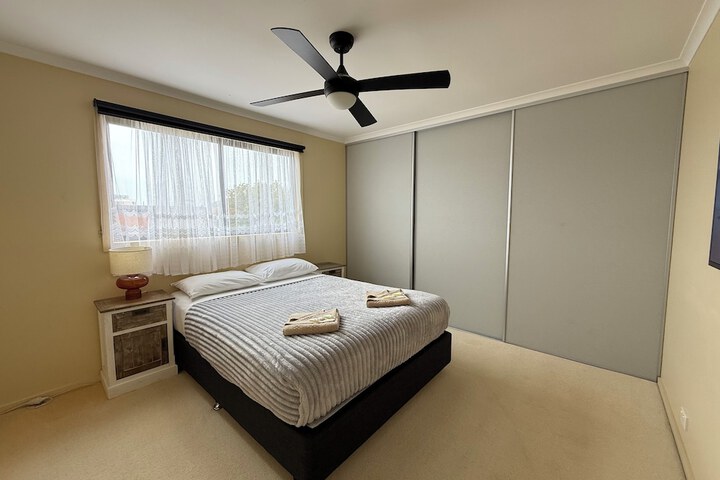 Room 25 of 64