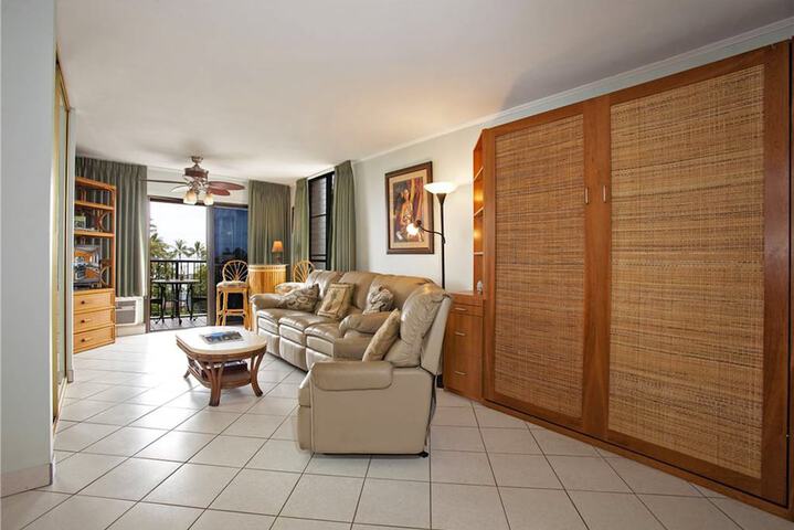 Room 4 of 55