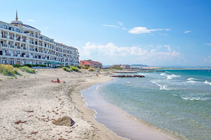 Gardenia Beach Palace Aparthotel in Pomorie