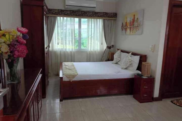 Room 20 of 42