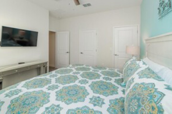 Room 19 of 21