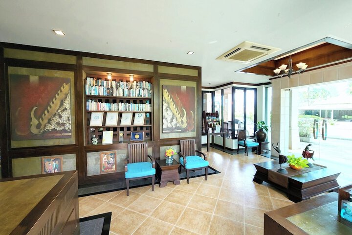 Hotel Interior 6 of 105