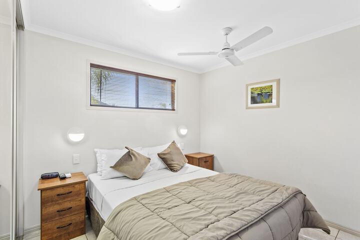 Room 4 of 64