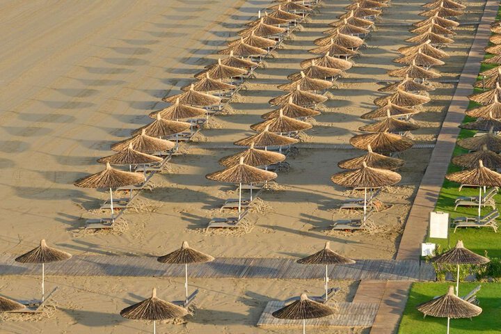 Beach 190 of 217
