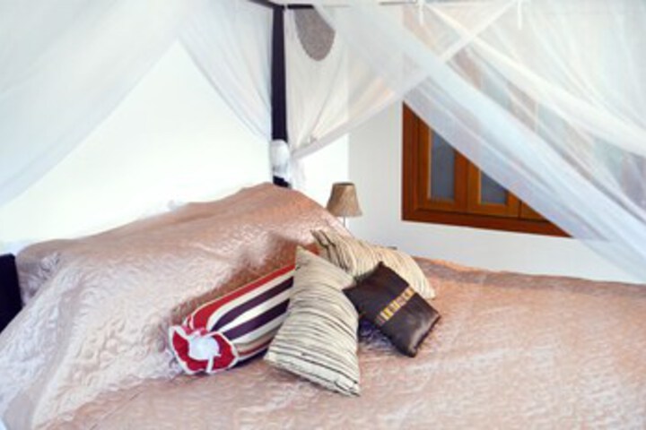 Room 28 of 56